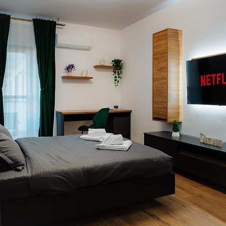 New Luxury City Center Studio Bucureşti Ngoại thất bức ảnh
