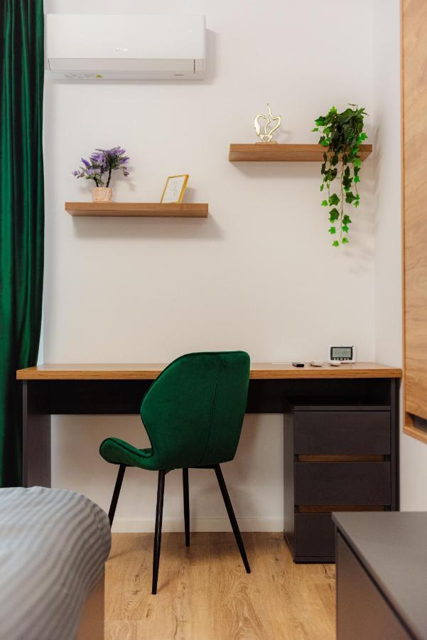 New Luxury City Center Studio Bucureşti Ngoại thất bức ảnh