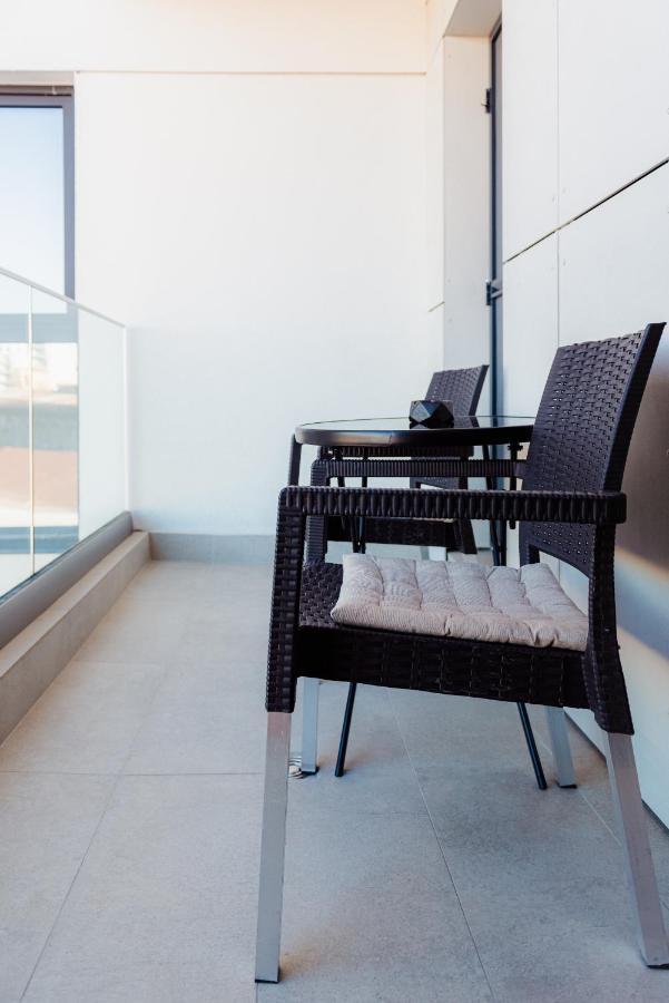 New Luxury City Center Studio Bucureşti Ngoại thất bức ảnh